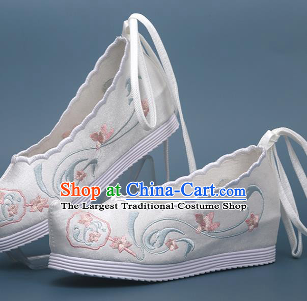 Chinese Traditional Hanfu Shoes Classical Dance Satin Shoes National Embroidery Palace Fan Shoes