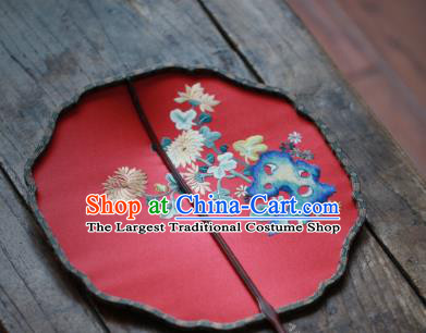 China Classical Red Silk Palace Fan Traditional Wedding Hanfu Fan Handmade Embroidered Chrysanthemum Fan