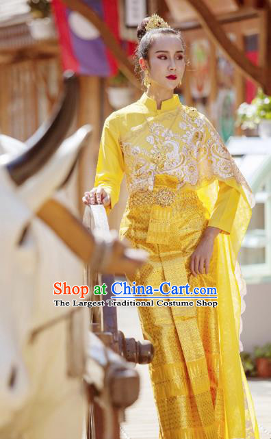 Asian Thai Court Woman Dress Clothing Traditional Thailand Princess Consort Golden Blouse and Skirt Uniforms