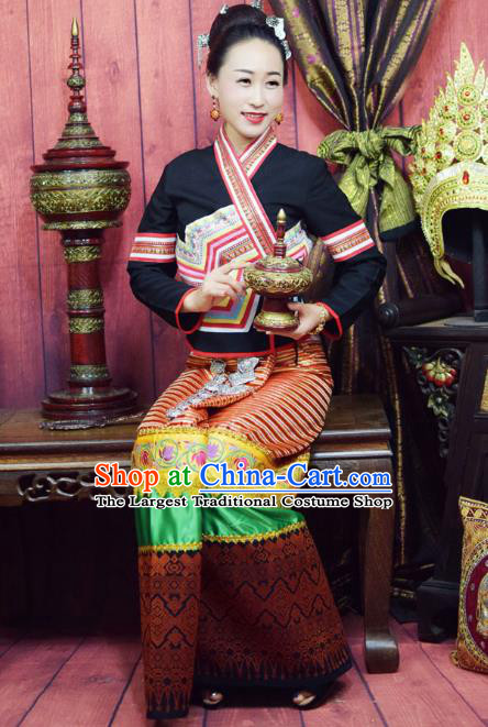 China Yunnan Ethnic Water Splashing Festival Black Blouse and Skirt Uniforms Dai Nationality Female Clothing