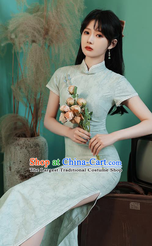 China Traditional Light Green Lace Qipao Dress National Young Lady Cheongsam