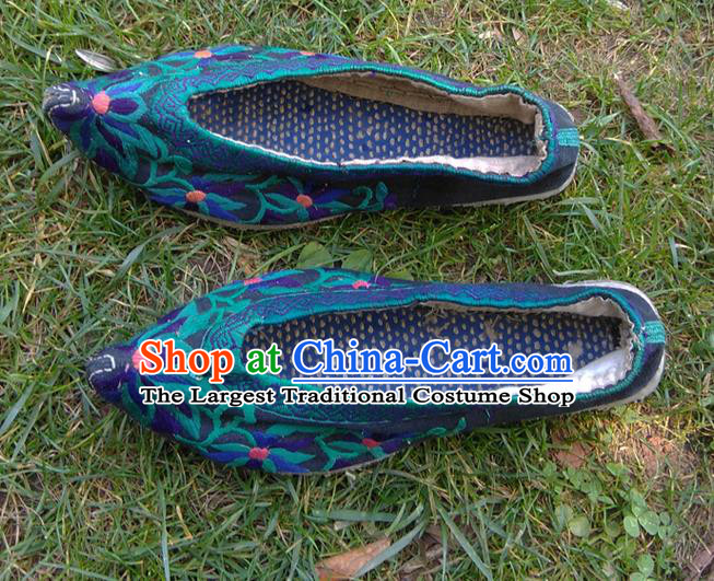 Chinese National Navy Cloth Shoes Traditional Folk Dance Shoes Yunnan Ethnic Embroidered Shoes