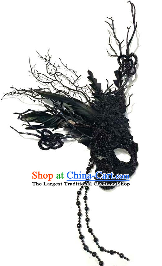 Handmade Halloween Cosplay Half Face Mask Christmas Costume Party Blinder Headpiece Brazil Carnival Black Lace Feather Mask