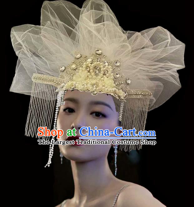 Top Baroque Queen Pearls Hat Cosplay Hair Accessories Halloween Catwalks White Veil Royal Crown Carnival Parade Headdress