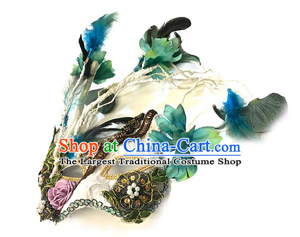 Handmade Costume Party Baroque White Cat Headpiece Brazil Carnival Mask Halloween Cosplay Princess Feather Face Mask