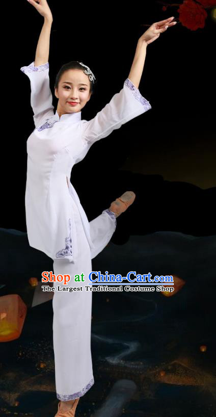 China Jiaozhou Yangko Performance White Uniforms Fan Dance Group Dance Garment Costume Female Folk Dance Clothing