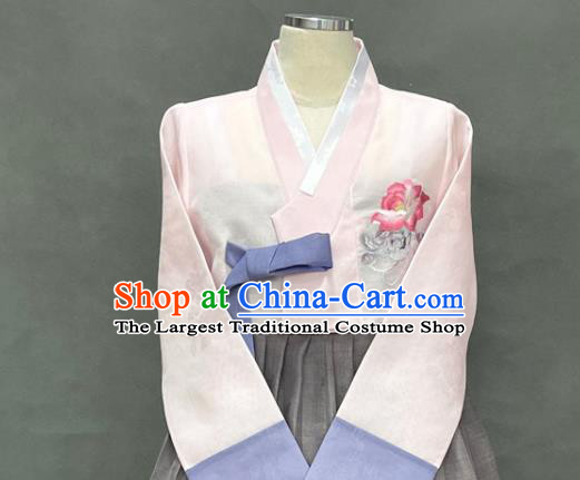 Korean Traditional Dance Hanbok Clothing Classical Wedding Garment Costumes Bride Fashion Embroidered Pink Blouse and Grey Dress