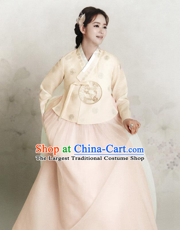Korean Bride Embroidered Beige Blouse and Dress Traditional Court Hanbok Costume Wedding Garments Classical Fashion Clothing