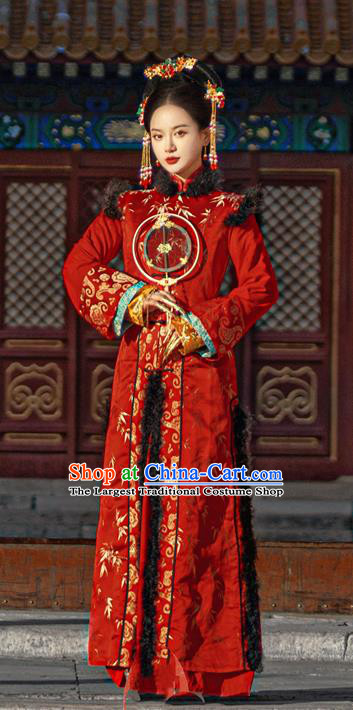 China Ancient Manchu Queen Red Dress Garments Traditional Qing Dynasty Imperial Empress Wedding Historical Clothing and Headpieces