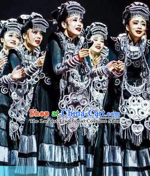 Chinese Yi Nationality Woman Clothing Traditional Ethnic Stage Performance Dress Outfits Li Minority Group Dance Apparels