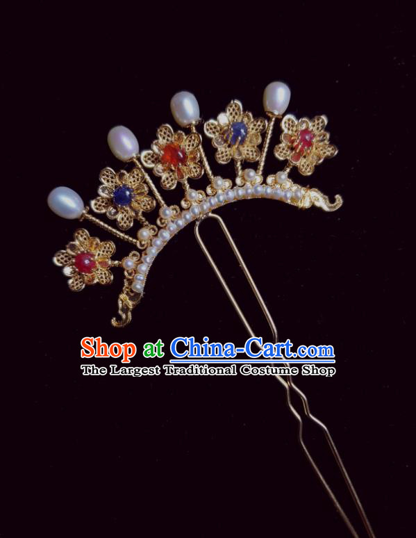 Chinese Handmade Tang Dynasty Queen Golden Plum Hair Stick Ancient Empress Gems Hairpin Traditional Hanfu Hair Accessories