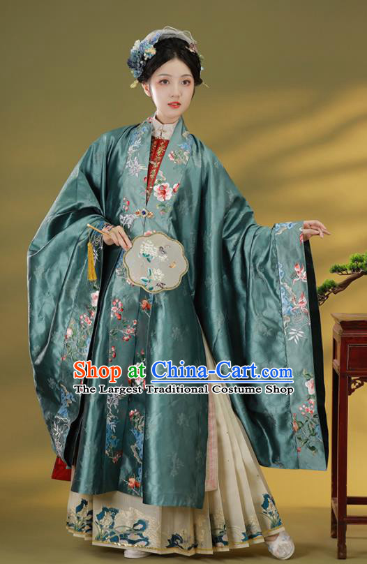 China Ancient Royal Empress Garment Costume Traditional Court Woman Hanfu Dress Apparels Ming Dynasty Countess Historical Clothing