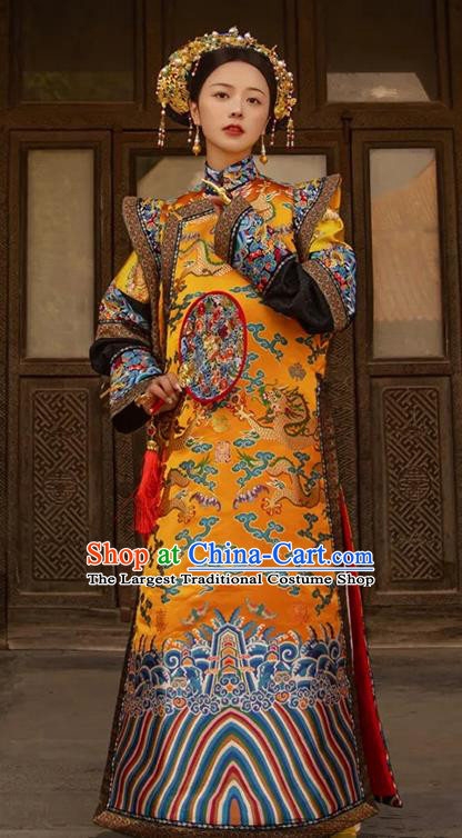 China Qing Dynasty Manchu Queen Garment Costumes Ancient Imperial Empress Golden Dress Clothing and Hair Accessories