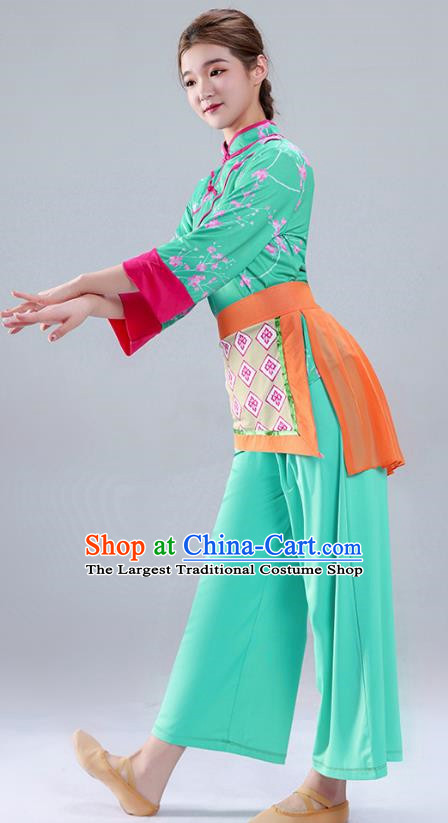 Light Green Tea Picking Female Dance Costumes Bamboo Hats Yangko Costumes Adult Village Girl Costumes Ethnic Style Costumes