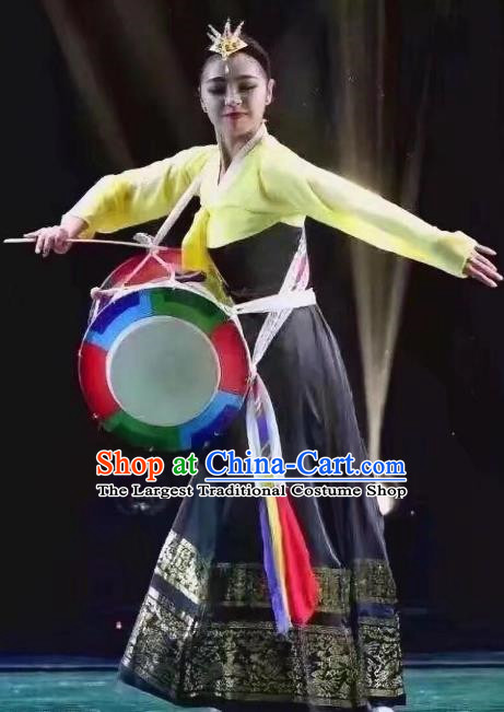 Korean Ethnic Costumes Stage Performance Costumes And Korean Tribal Elders' Encouragement