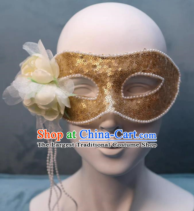 Christmas Red Mask Half Face Show Sexy Wedding Mask Masquerade Party Halloween