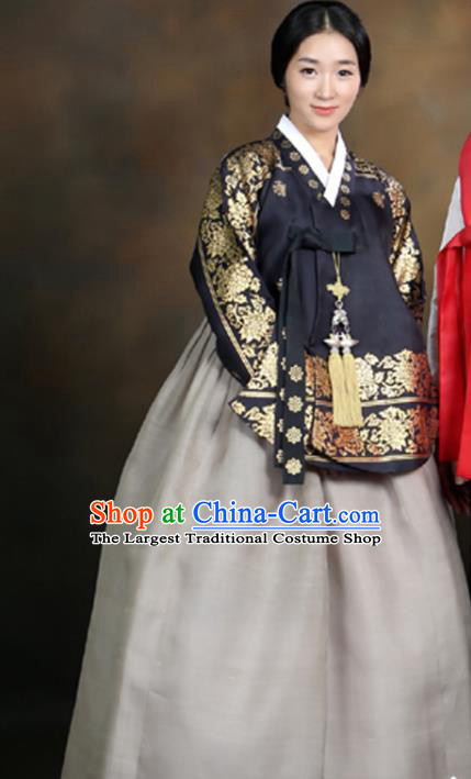 Traditional Korean Costume Ancient Bride Clothing Handmade Court Hanbok Black Top and Grey Dress Complete Set