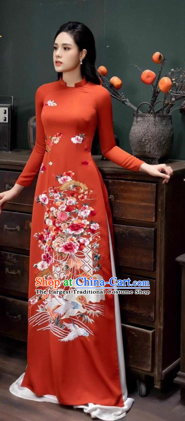 Vietnamese Ao Dai Stage Performance Clothing Embroidered Red Pattern Ceremonial Clothing