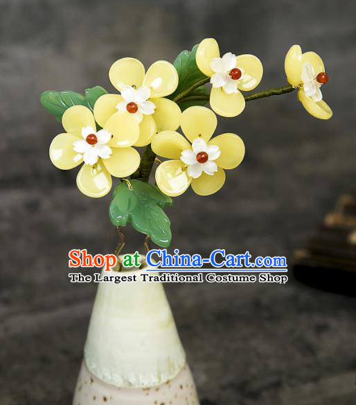 Traditional Chinese Hanfu Hair Jewelry China Ancient Princess Yellow Plum Blossom Hairpin Handmade Ming Dynasty Hair Clip