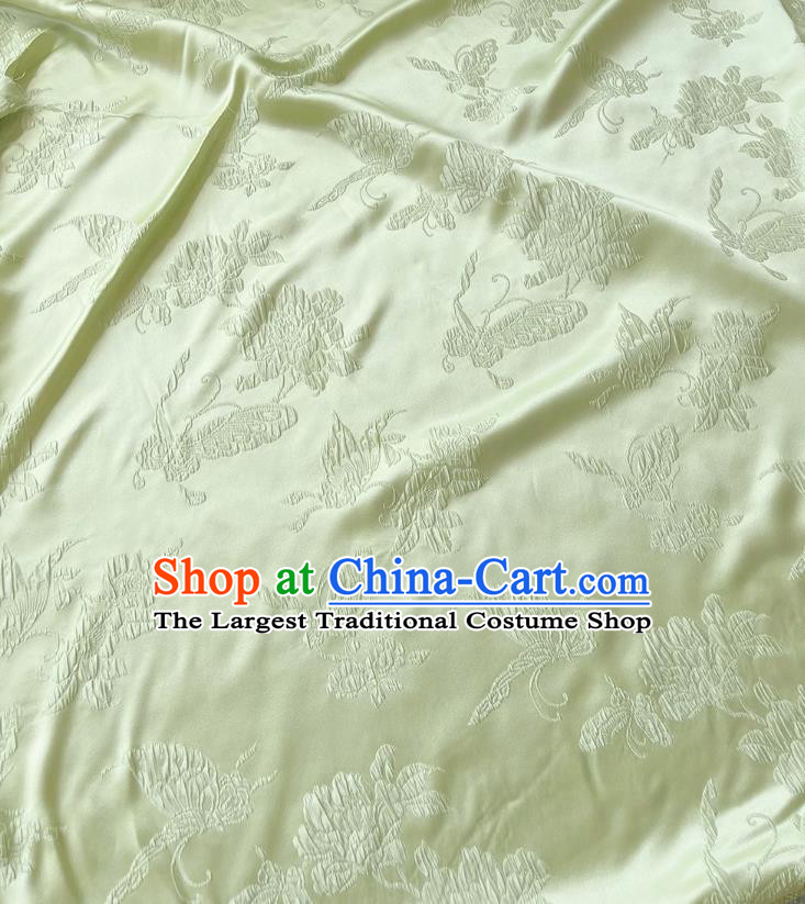 Light Green Chinese Classical Butterfly love Flower Pattern Jacquard Material China Traditional Design Fabric Qipao Mulberry Silk Cloth