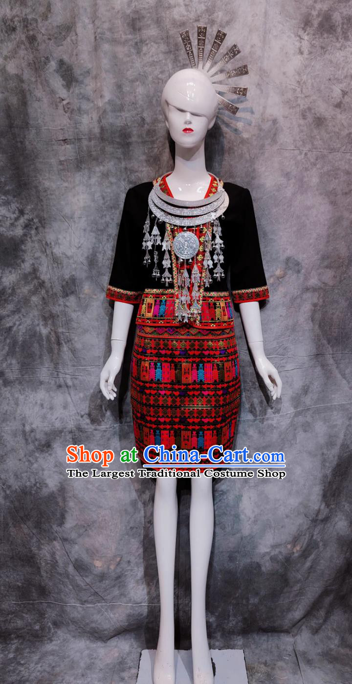China Li Ethnic Woman Clothing National Minority Blouse and Skirt Chinese Dance Performance Costume