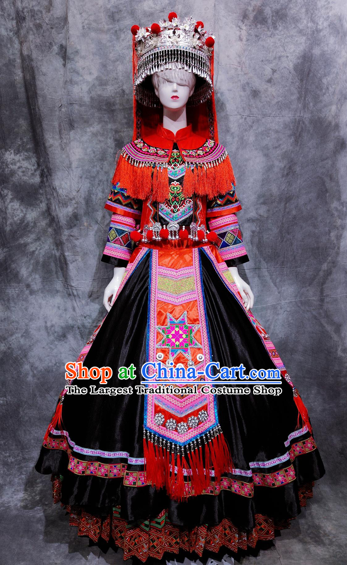 China Yao National Minority Woman Wedding Clothing Traditional Guangxi Travel Embroidered Red Dress Chinese Ethnic Dance Costume
