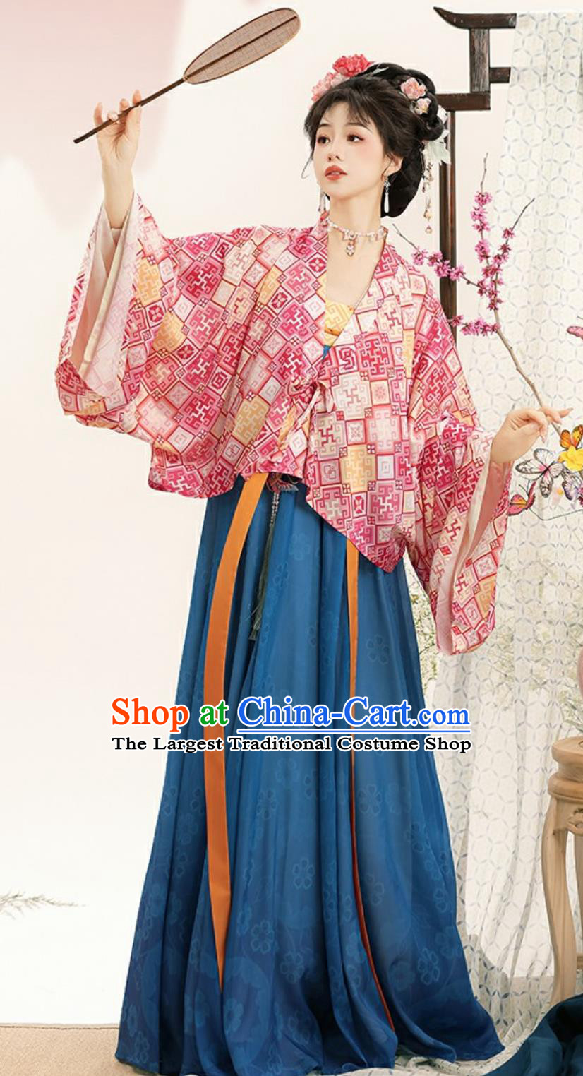 Chinese Traditional Attire Tang Dynasty Hanfu Dress Women Cape and Runqun Complete Set