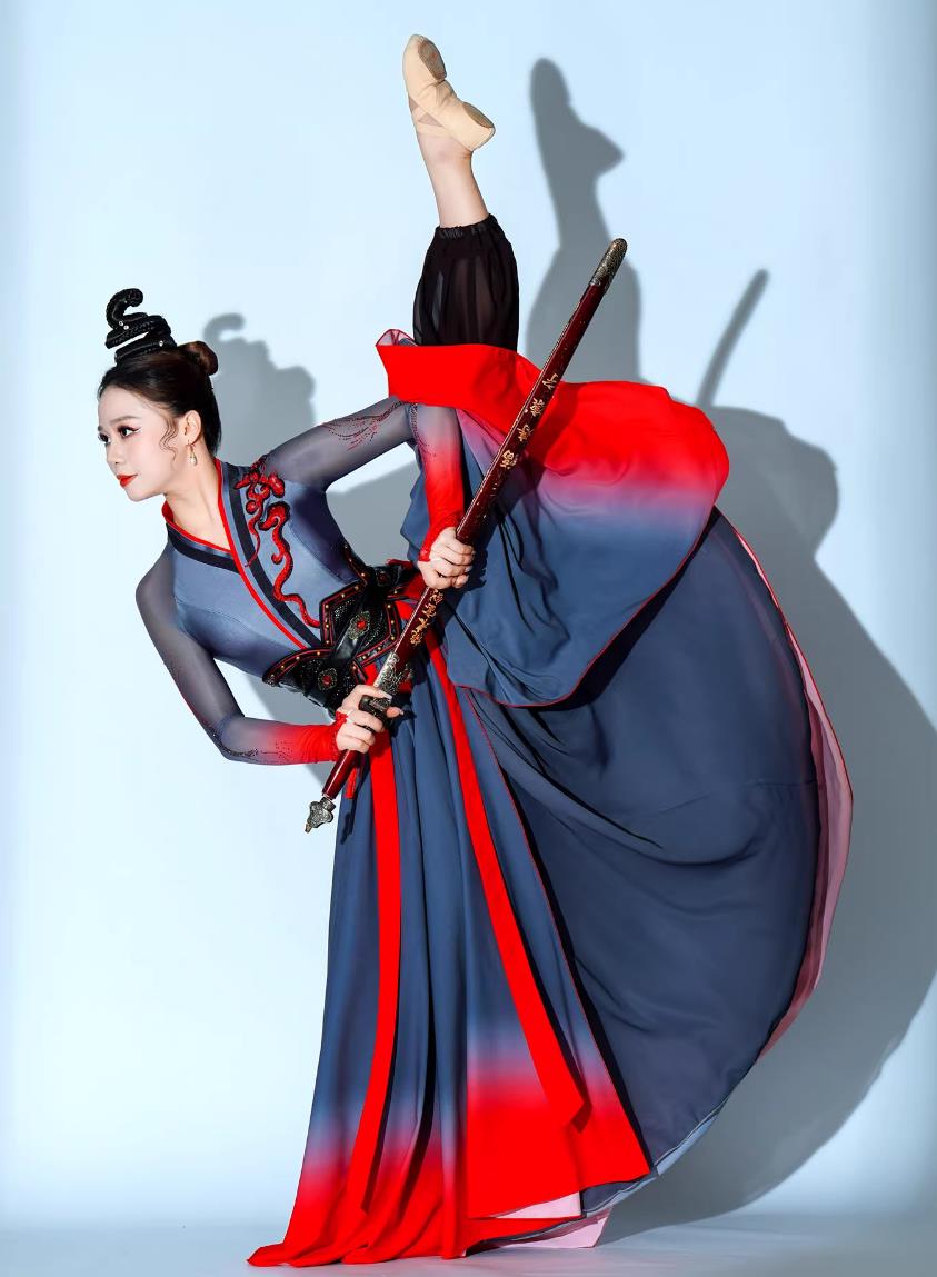 Snow Dragon Chant Chinese Sword Dance Fan Dance Costume Classical Dance Performance Clothing