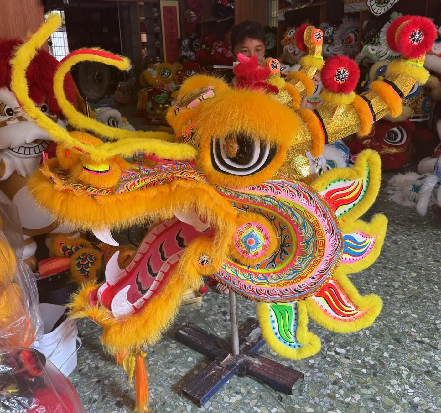 Chinese Festival Celebrations Dragon Prop Best Golden Dragon Dance Costumes Complete Set for Grand Opening