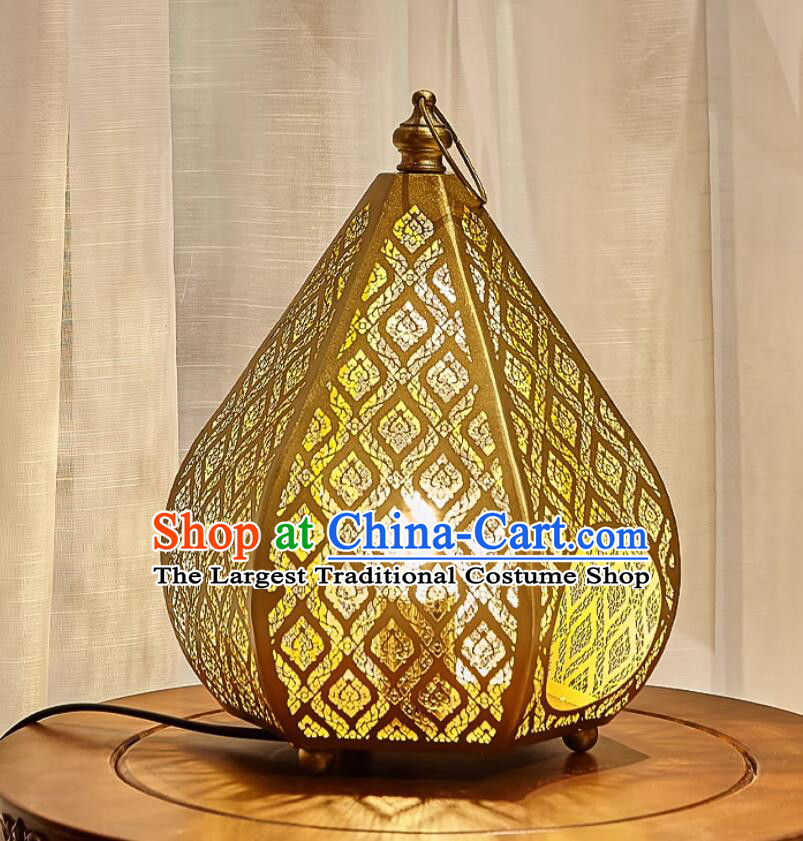 Thai Wrought Iron Hollow Bedside Table Lamp Thai Restaurant Creative Desk Light