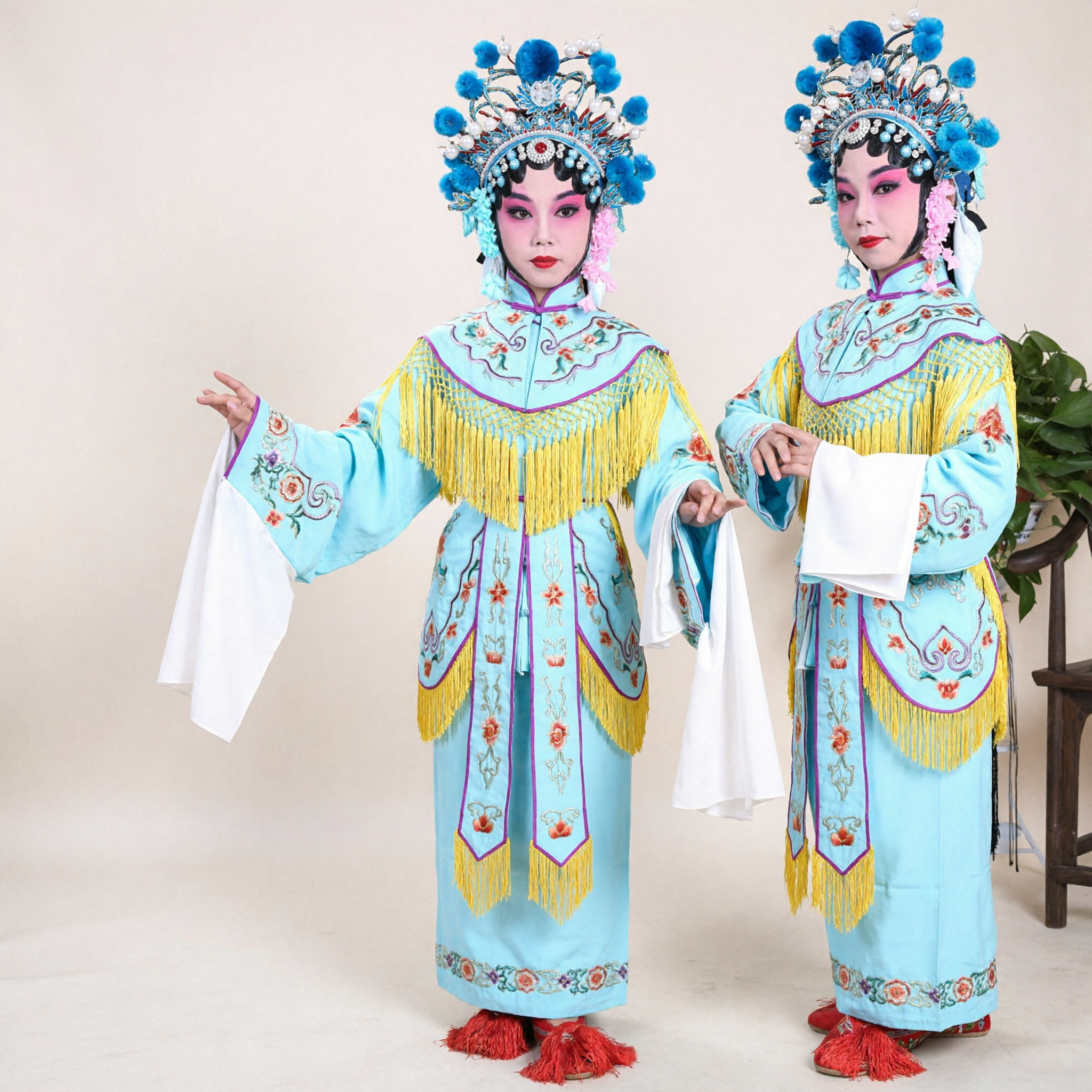 Traditional Chinese Peking Opera Costume Blue Embroidered Female Warrior Daomadan Outfit with Headdress for Stage Performance - Asian Costume