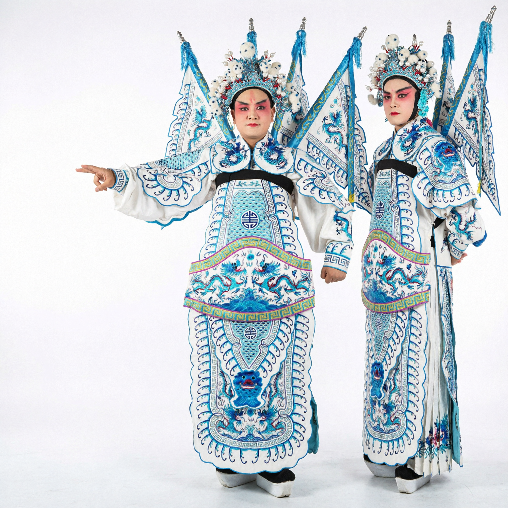 Traditionelles chinesisches Peking-Oper-General-Blau bestickte Rüstung mit Rückenfahnen für Männer Bühnenauftritt - Asian Costume