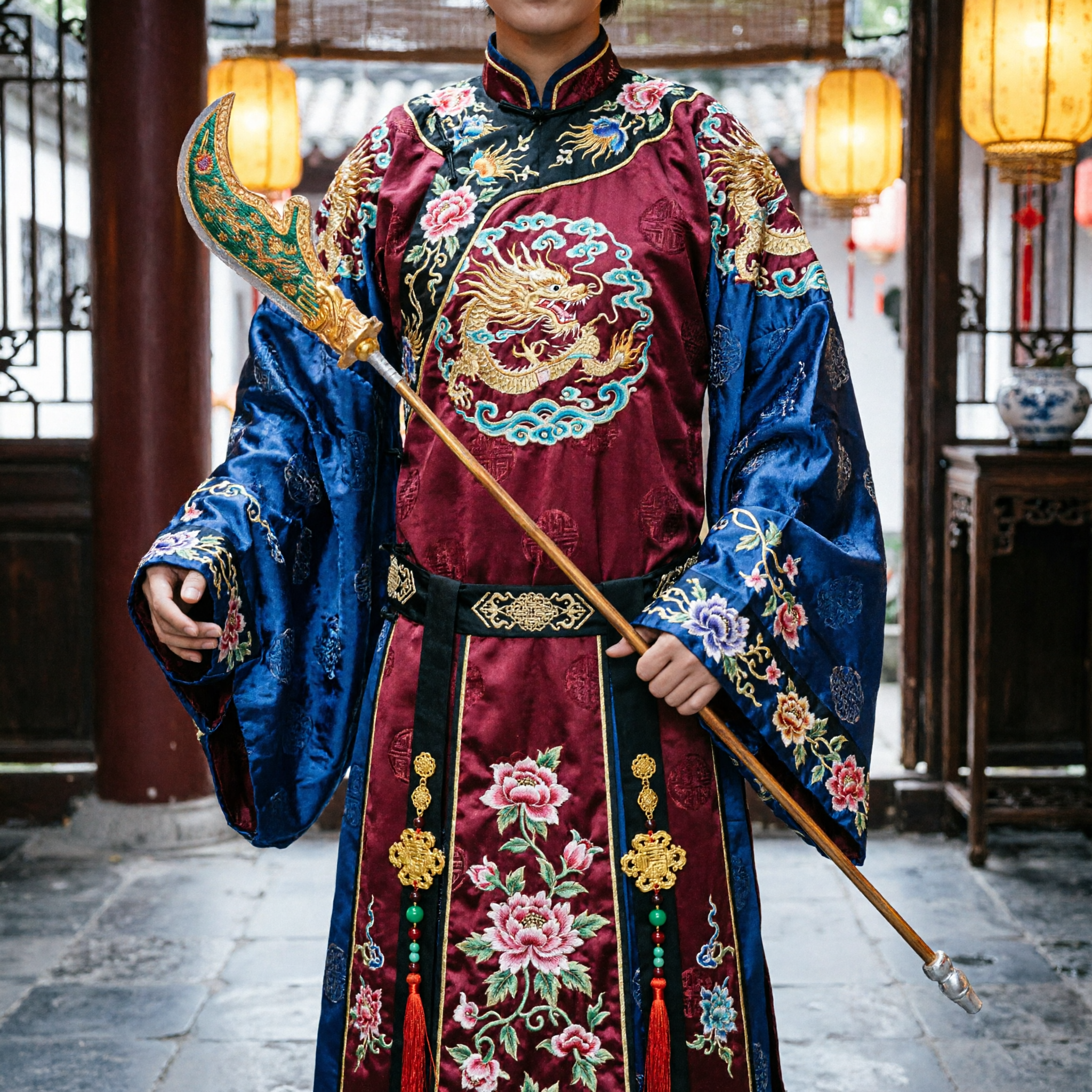 Prop Tradizionale Cinese Guan Dao Lama Verde Asta Drago Oro per Spettacolo dell'Opera di Pechino e Cosplay Wushu - Asian Costume