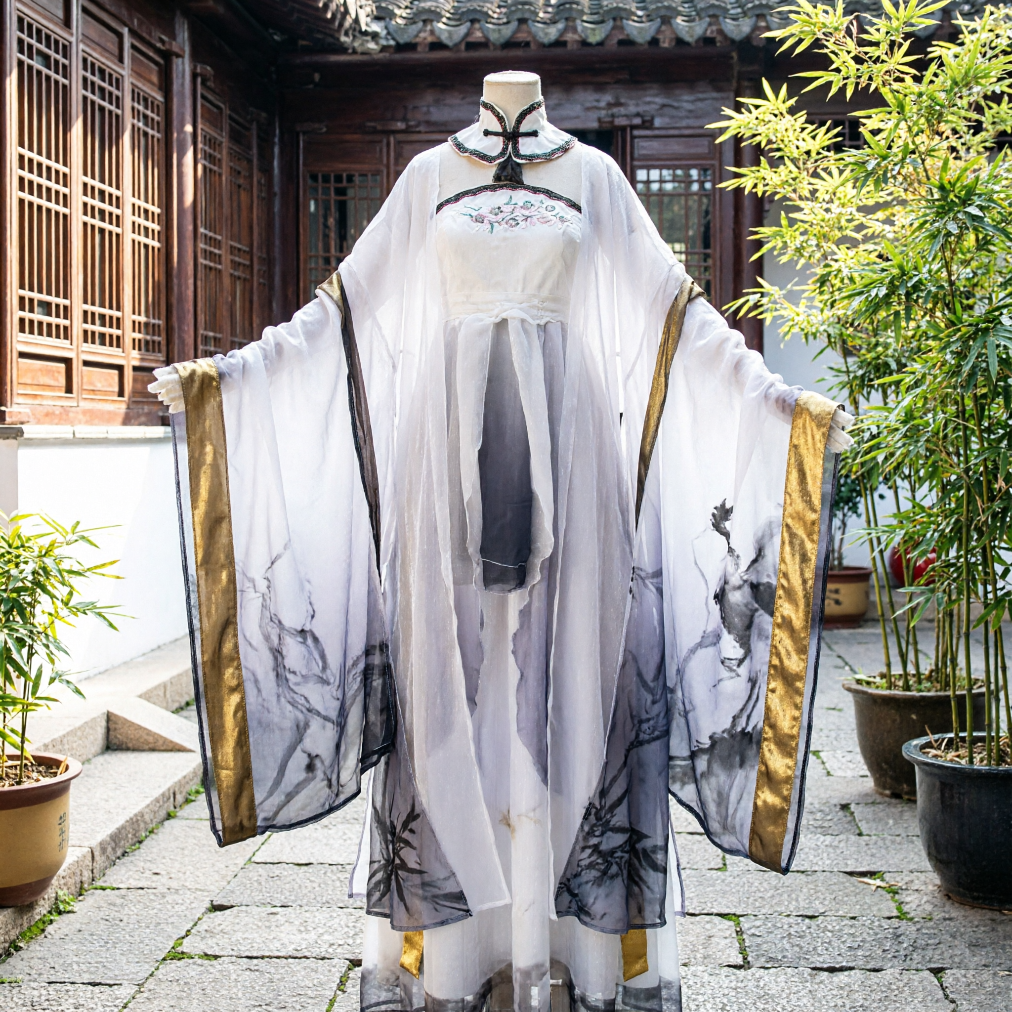 伝統中国漢服衣装 古代仙女広袖ローブ 女性用コスプレ・公演ドレス - Asian Costume