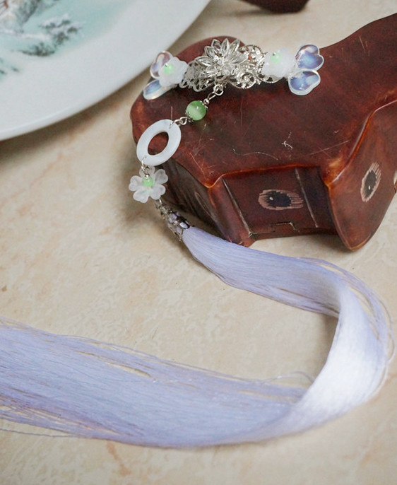 costumes uk costume hire costumes halloween costumes costume wigs flower hair accessories wholesale clothing wholesale clothes human hair wigs wigs for women