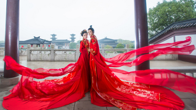 Chinese women traditional dress cheongsam Qipao ancient Chinese clothing cultural Robes