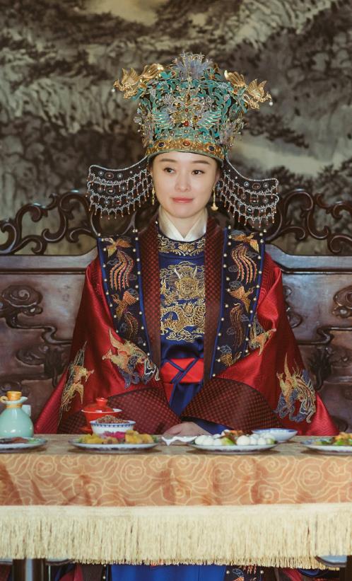Chinese Ancient Crown Princess Embroidered Dress Drama Empress of the Ming Dynasty Dauphine Replica Costumes and Headpiece for Women