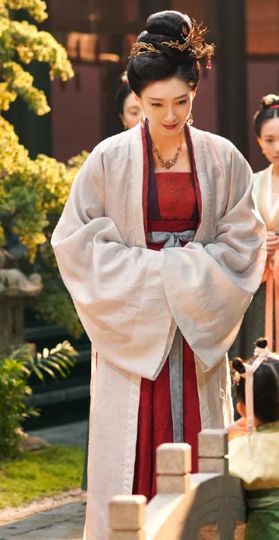 Chinese Ancient Imperial Empress Historical Costumes Drama Serenade of Peaceful Joy Song Dynasty Queen Cao Danshu Hanfu Dress and Headpieces